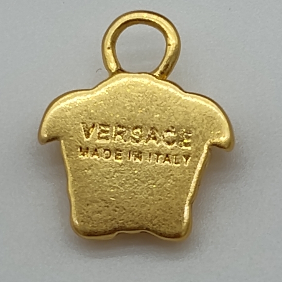 VERSACE Medusa Head Gold Tone Charm Pendant Made in Italy Y2K Vintage - Picture 2 of 4